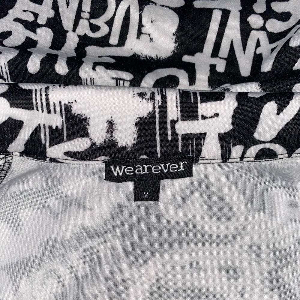 Wearever, women Blazer Size M black and white, perfect condition,worn 1 time